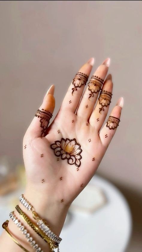 95+ Top Trending Stylish Front Hand Mehndi Designs for Fashion Lovers 3 Stylish Front Hand Mehndi Design