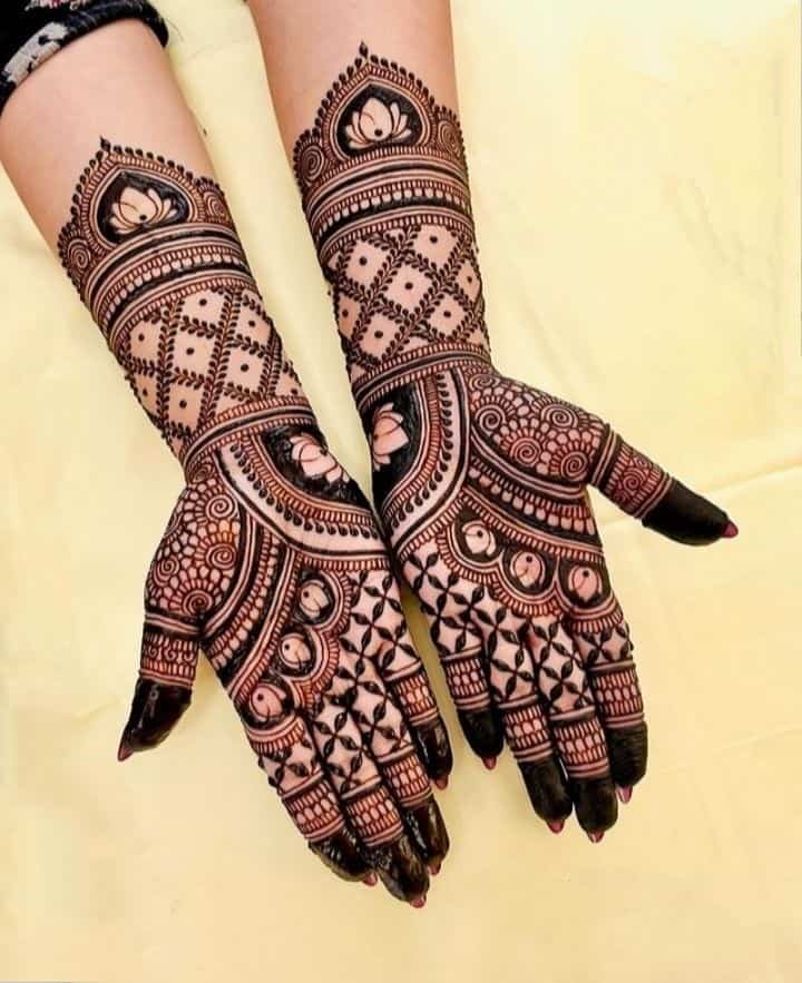 95+ Top Trending Stylish Front Hand Mehndi Designs for Fashion Lovers 66 Indo Arabic Mehndi Design Front Hand