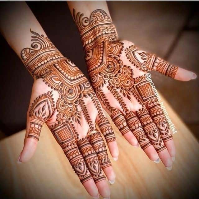 95+ Top Trending Stylish Front Hand Mehndi Designs for Fashion Lovers 12 Arabic Stylish Front Hand Mehndi Design