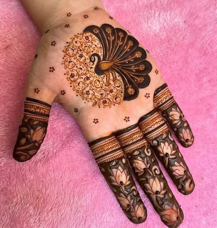 95+ Top Trending Stylish Front Hand Mehndi Designs for Fashion Lovers 74 Peacock Front Hand Mehndi Design
