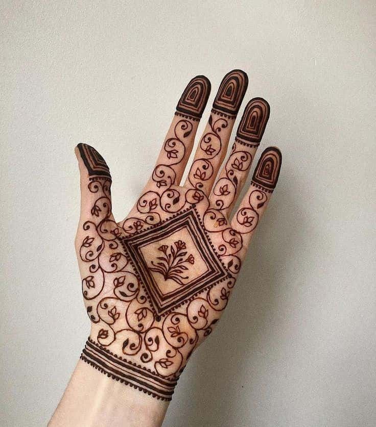 95+ Top Trending Stylish Front Hand Mehndi Designs for Fashion Lovers 45 Geometric Mehndi Design Front Hand