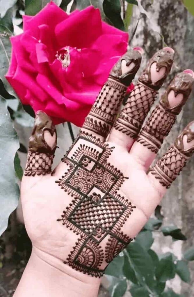 95+ Top Trending Stylish Front Hand Mehndi Designs for Fashion Lovers 46 Geometric Mehndi Design Front Hand