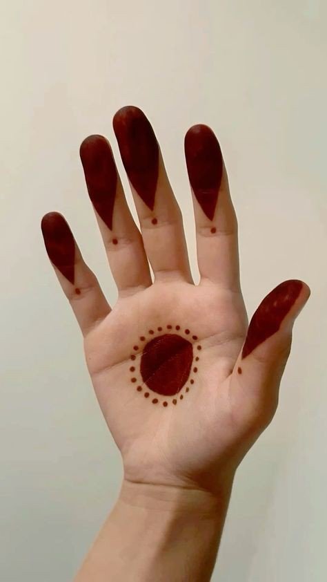 95+ Top Trending Stylish Front Hand Mehndi Designs for Fashion Lovers 57 Stylish Front Hand Mehndi Design