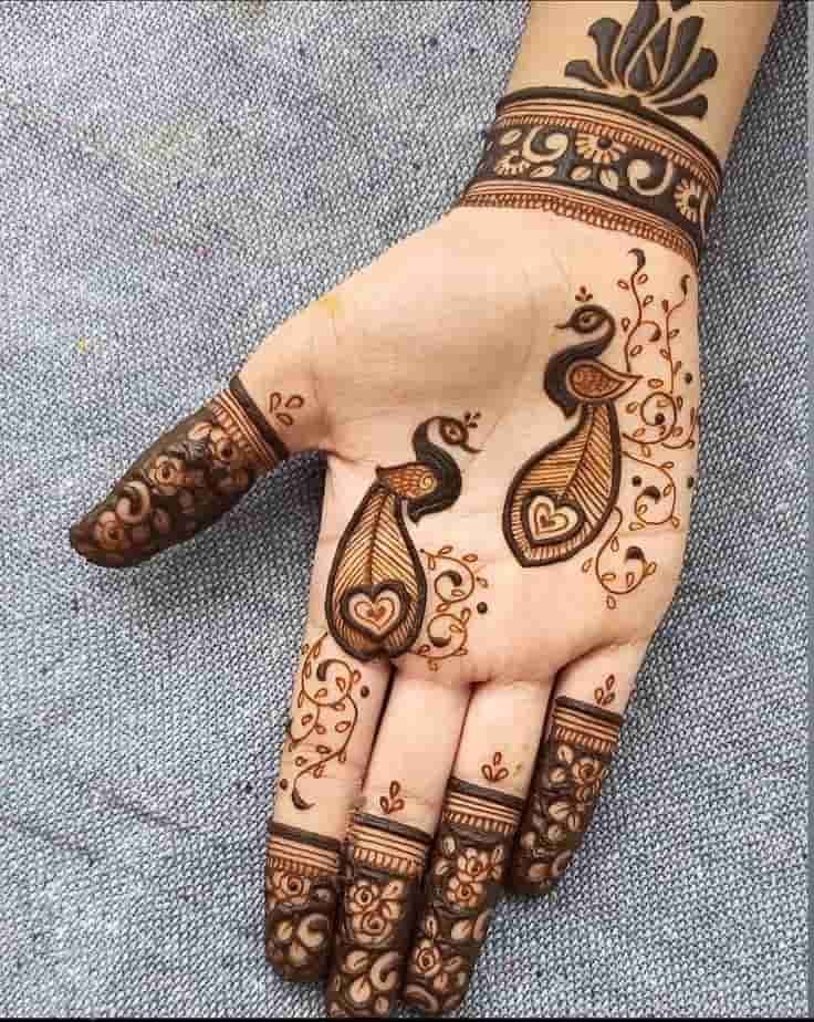 95+ Top Trending Stylish Front Hand Mehndi Designs for Fashion Lovers 21 Bridal Stylish Front Hand Mehndi Design