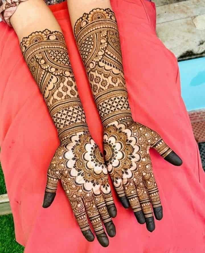 Top 50+ Modern Engagement Mehndi Designs Ideas 11 Modern Engagement Mehndi Designs Front Hand
