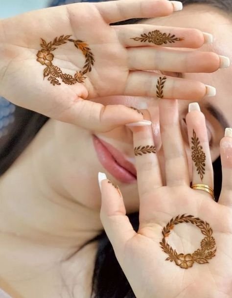 Latest Flower Mehndi Designs for Front Hands – Perfect for Any Occasion 24 1000143575 Flower Mehndi Designs