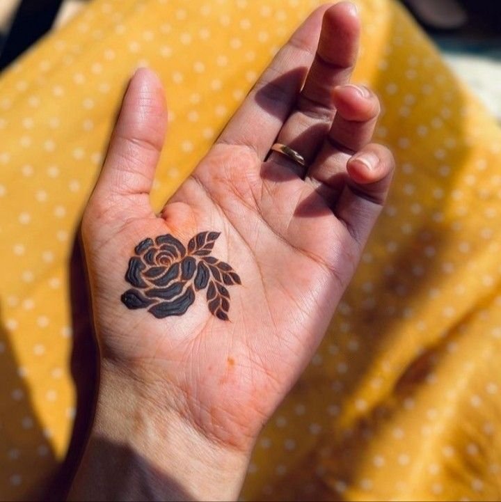 Latest Flower Mehndi Designs for Front Hands – Perfect for Any Occasion 62 1000143599 Flower Mehndi Designs