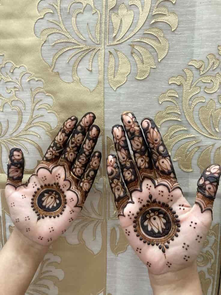 Latest Flower Mehndi Designs for Front Hands – Perfect for Any Occasion 55 1000143608 Flower Mehndi Designs
