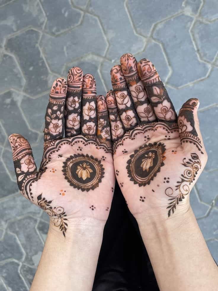 Latest Flower Mehndi Designs for Front Hands – Perfect for Any Occasion 44 1000143619 Flower Mehndi Designs