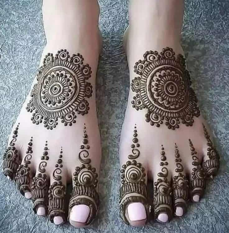 Top 50 Foot Finger Mehndi Designs to Elevate Your Bridal Look 5 Foot Finger Mehndi Designs