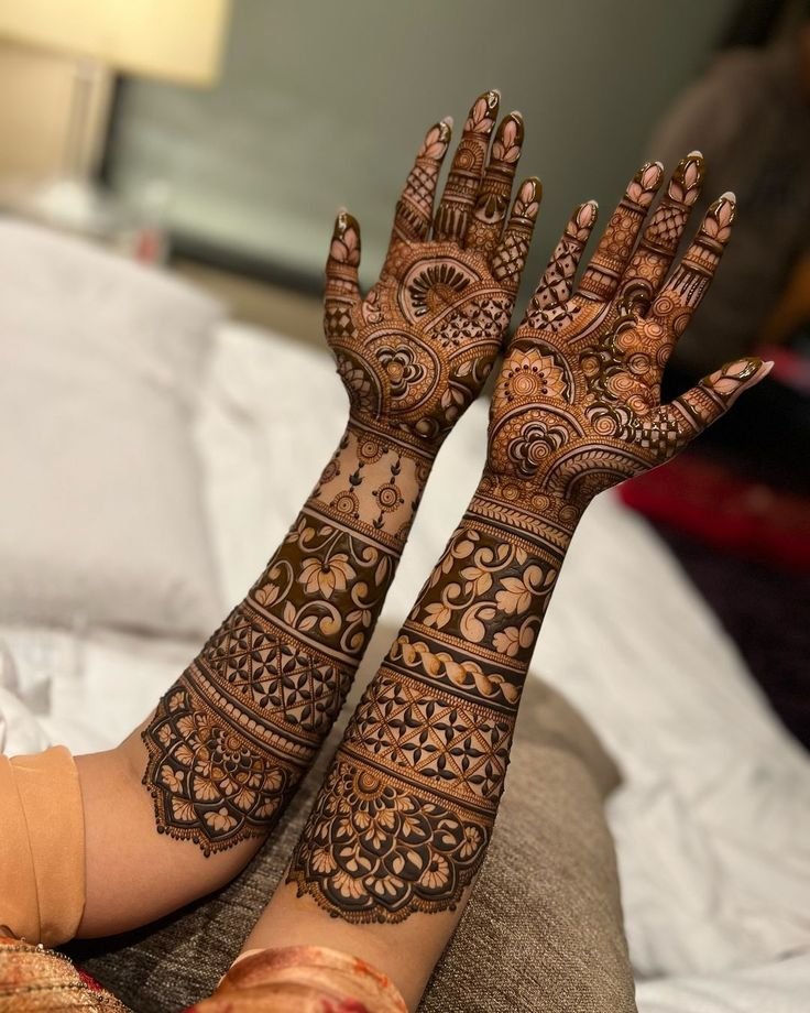 Top 25 Bridal Mehndi Designs for Full Hands – Latest Trends 2025 17 3fe5436e39434ae66444dee517809424 Bridal Mehndi Designs for Full Hands