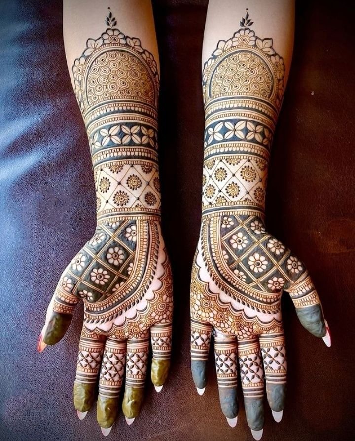 Top 25 Bridal Mehndi Designs for Full Hands – Latest Trends 2025 4 78927b951fd77fba9566336d65b44e46 Bridal Mehndi Designs for Full Hands