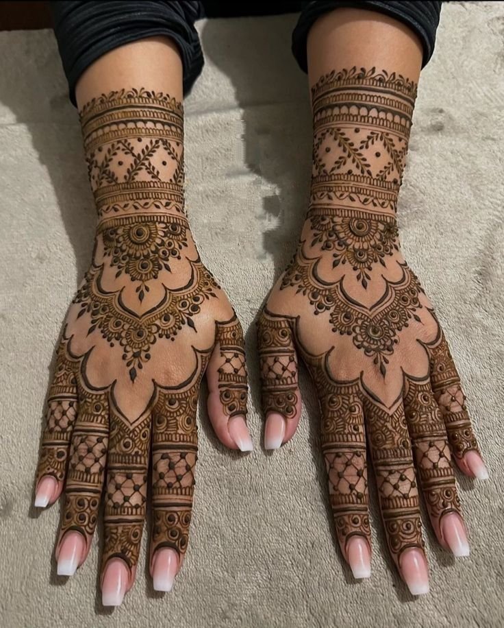 Top 25 Bridal Mehndi Designs for Full Hands – Latest Trends 2025 21 9497ad44af5964fdac047df09a285831 Bridal Mehndi Designs for Full Hands